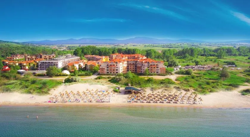 Touristic Complex Hacienda Beach Apartments Sozopol - Image 1