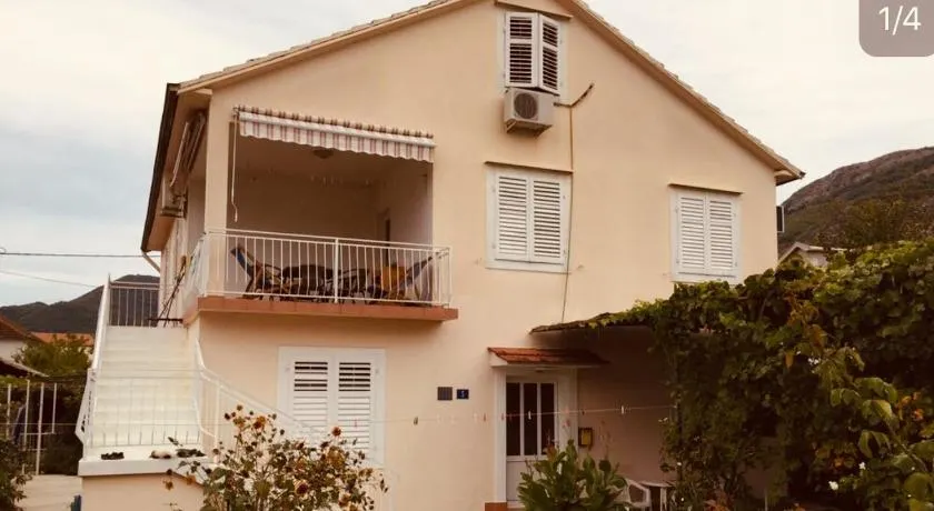 Anita Guest House - Image 1