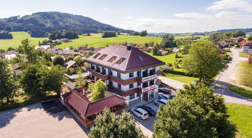 Gasthaus Hotel Beim Erich - Image 1
