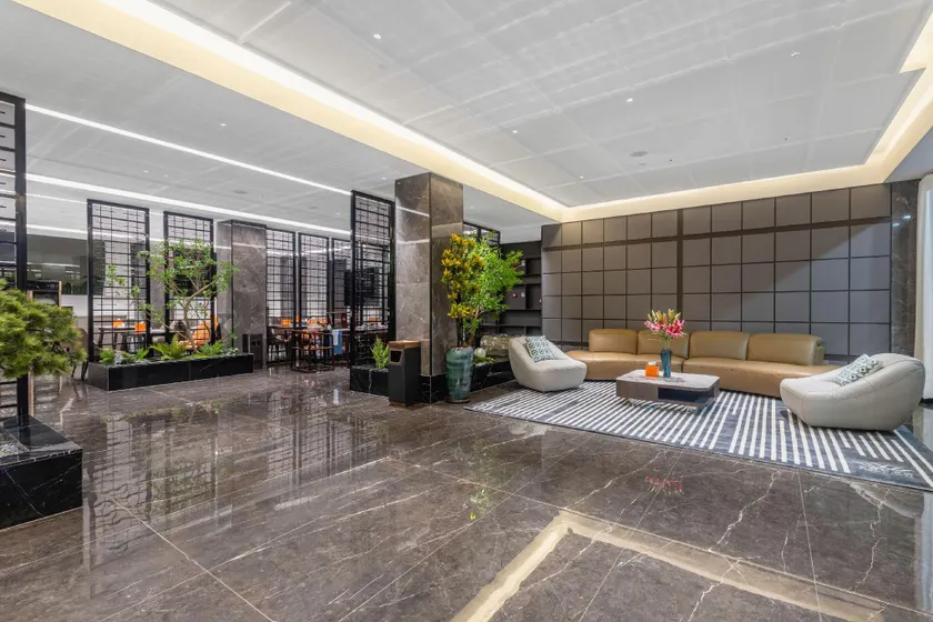 Vantis Comfort Hotel (Longxiang Park Branch) - Image 1