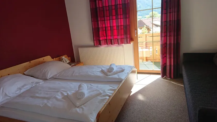 Private Space in Mariapfarr with Balcony - Room 7 - Image 1