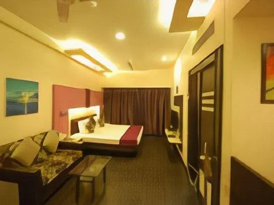 Hotel Shreemaya - Image 1