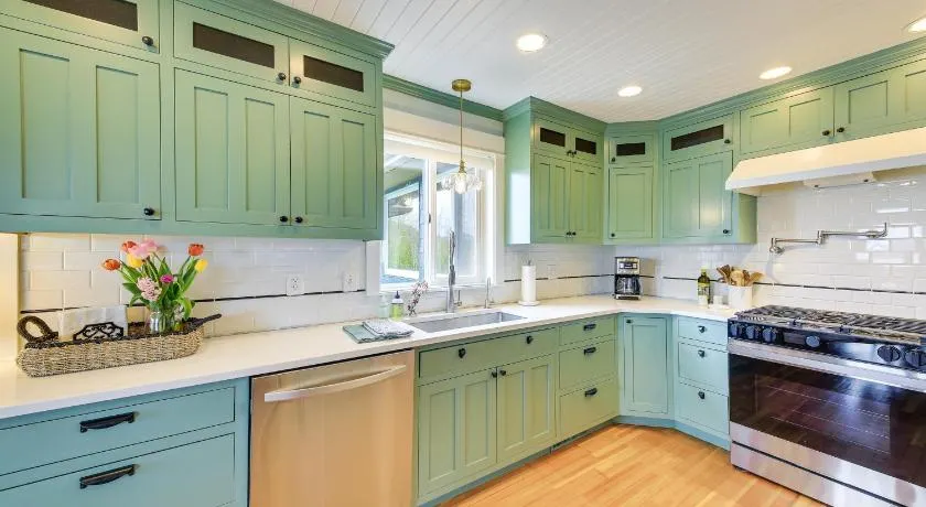 Stunning Sandpoint Lakefront Home: Hot Tub + Dock - Image 1