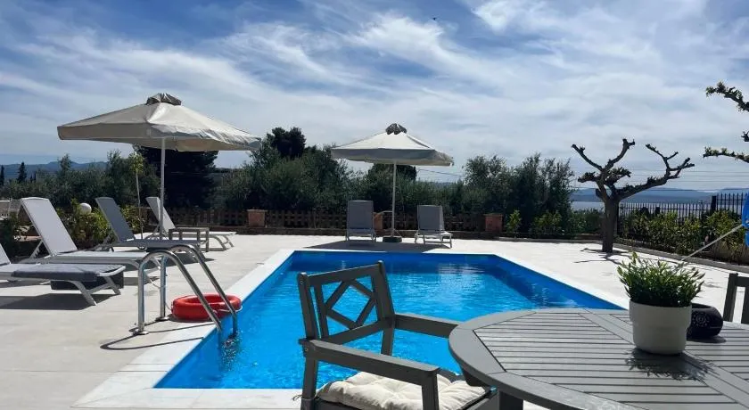 Villa Evàlia Complex -maisonnette -Eretria - Image 1