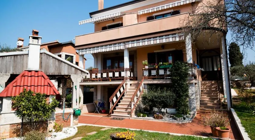App Cerneka - Image 1
