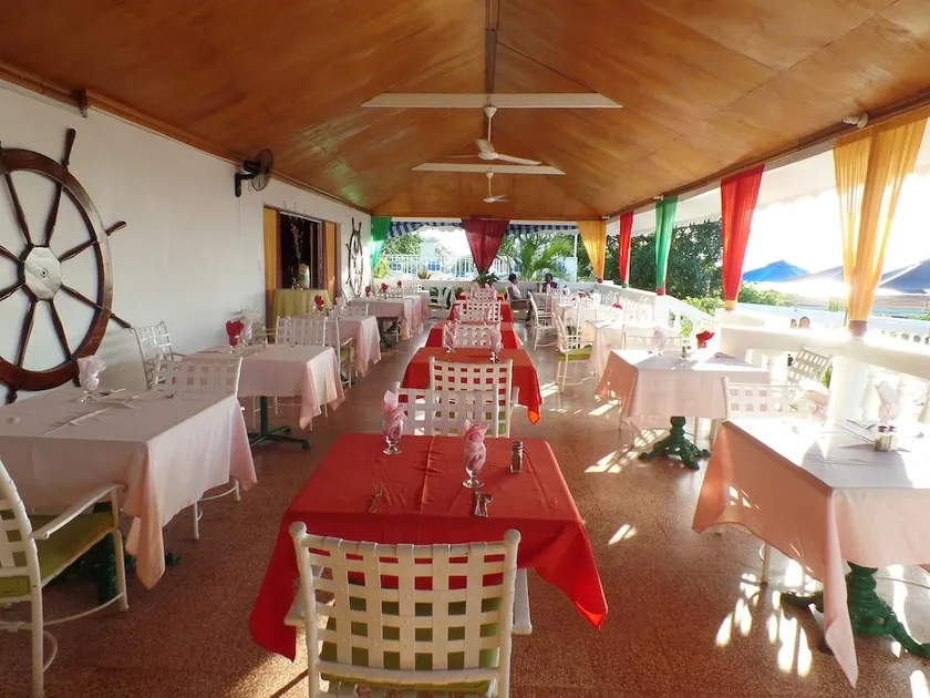 Ocean Air Beach Studio - Image 1