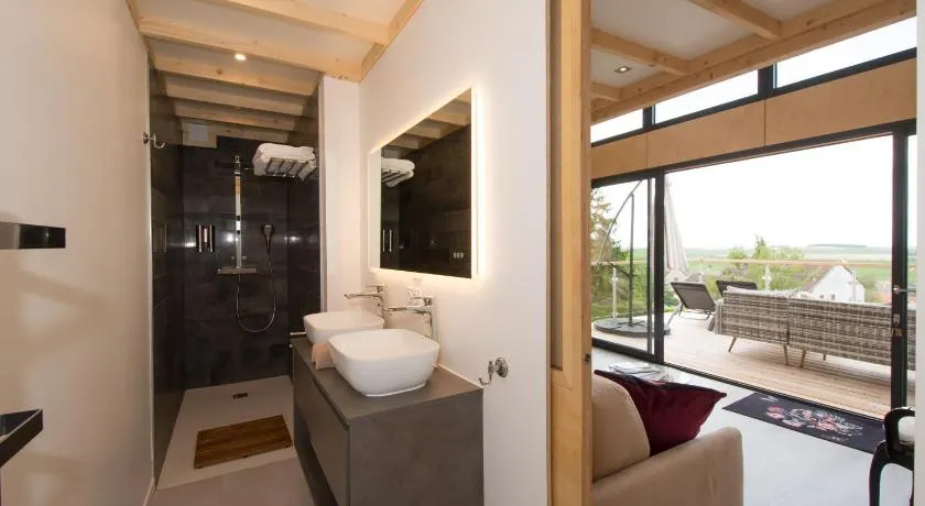 COTTAGES ANTOINETTE - Image 1