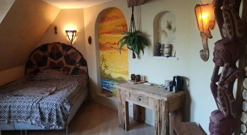 South African Room - Image 1