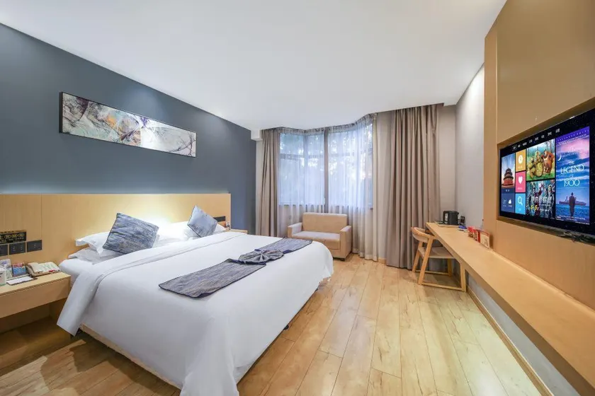 Tuyue Hotel - Image 1