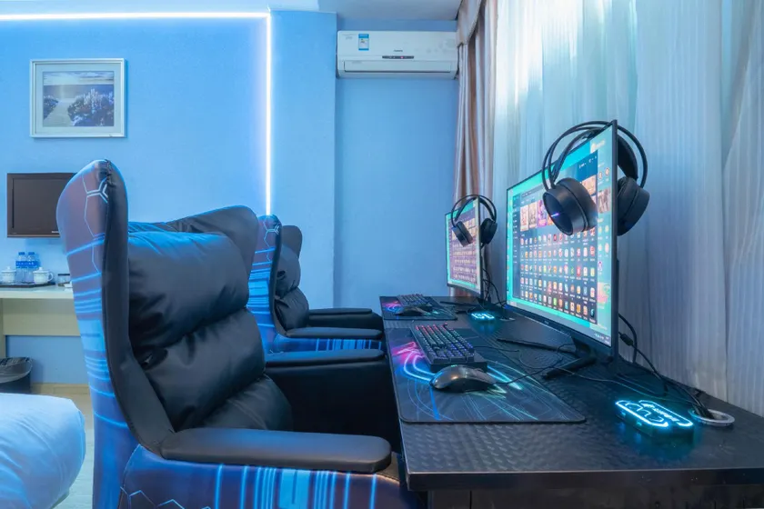 TZL Esports Hotel (South Asia Style First City Branch) - Image 1