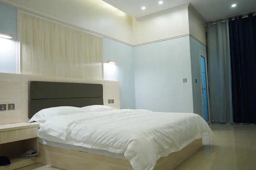 Hongda Hotel - Image 1