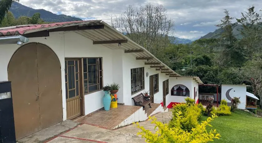 Cabaña Campestre Miraluna - Image 1