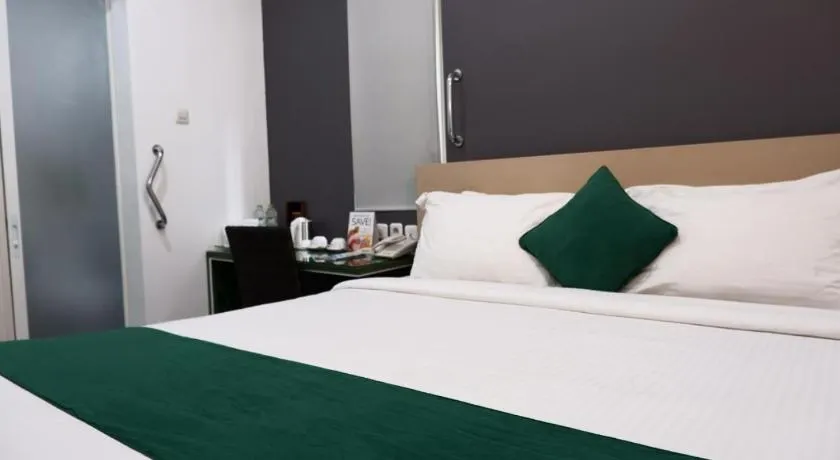 AI Hotel Kuta - 15 Second to the Beach and 1 Minute to Airport by Micky Studio - Image 1
