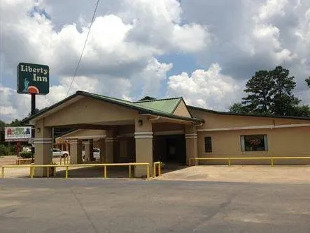 Liberty Inn - Collins - Image 1