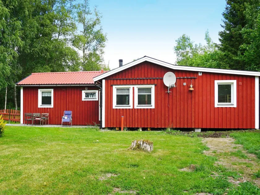 9 person holiday home in HALLSTAVIK-By Traum - Image 1