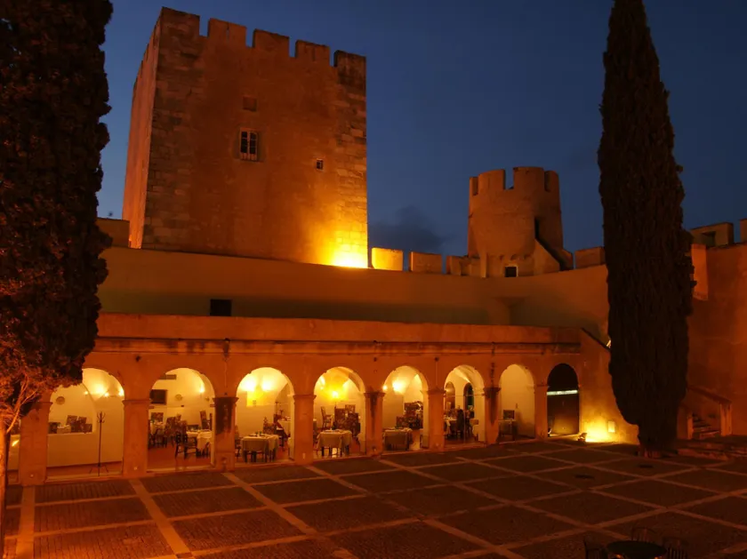 Pousada Castelo de Alvito - Image 1