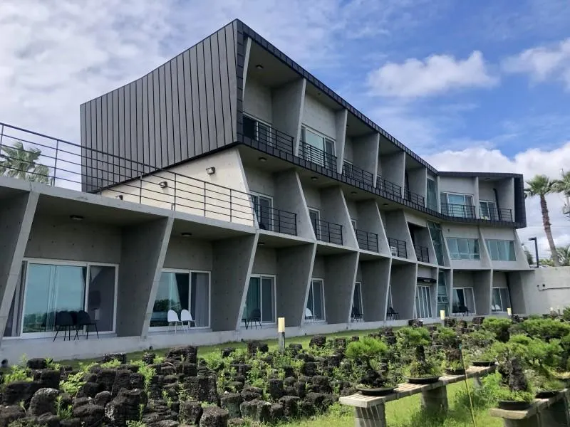 The BB's Jeju Resort - Image 1