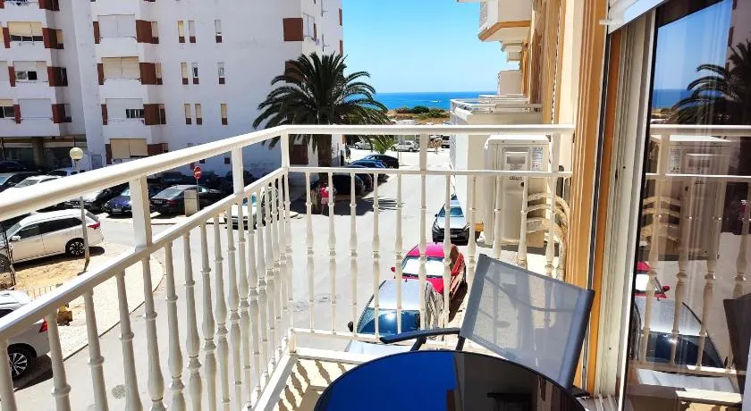 1C Praia Mar Sol - Casas & Papeis - Image 1