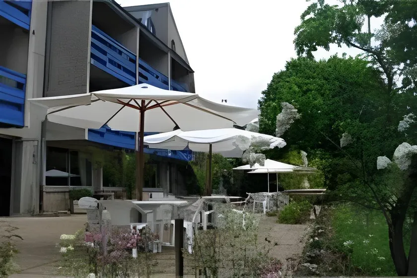 Le Castel du Cantal Groupe Village Fani - Image 1