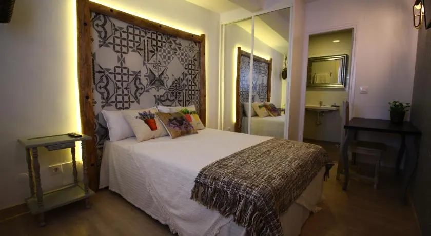 Pensión Las Casitas de Santander auto check - Image 1
