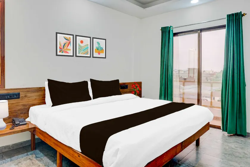 Townhouse Lonavala SIT - Image 1