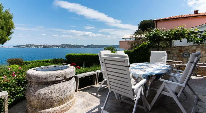Beachfront House Sanja - Image 1