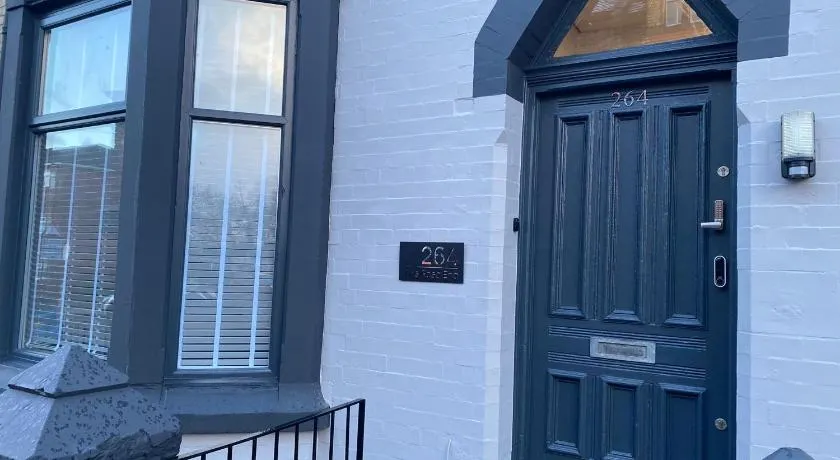 264 The Road End - Image 1
