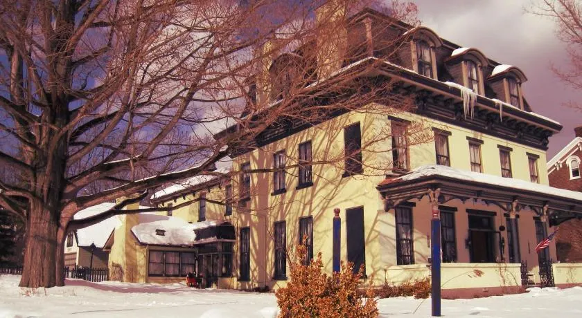 Allegheny Street Bed & Breakfast - Image 1