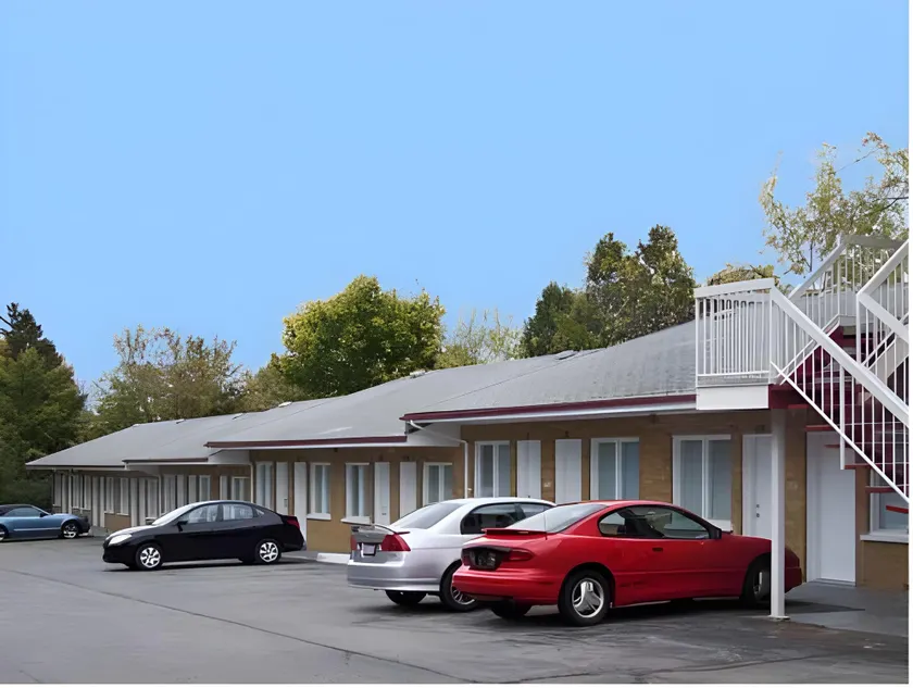 Park Motel - Image 1