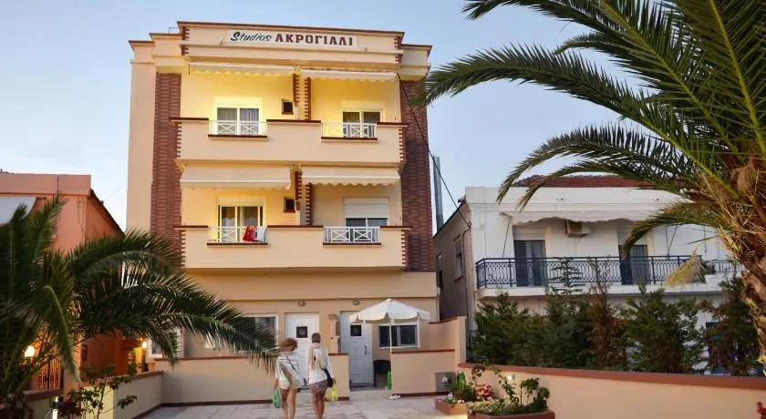 Studios Akrogiali - Image 1