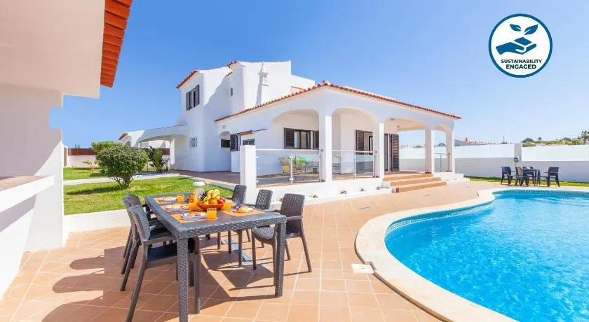 Magnifica villa totalmente attrezzata con giardino, terrazza e griglia | Vicino alla spiaggia - Image 1