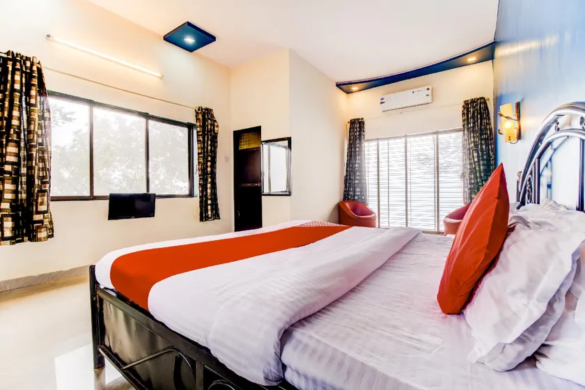 OYO Hotel Ayaan Valley House - Image 1