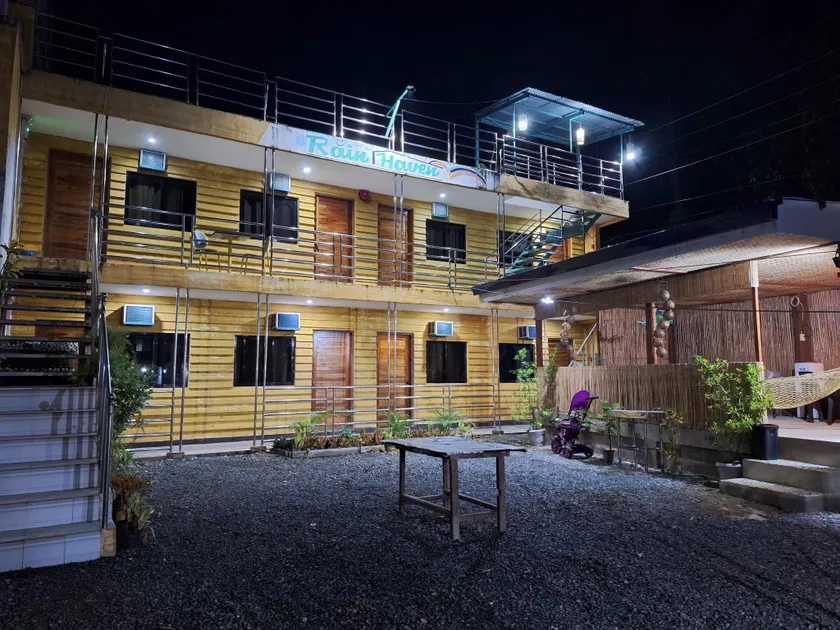 Rain Haven Lodging House - Image 1
