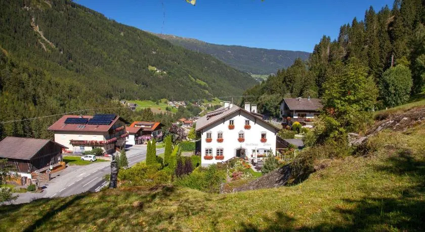 Apartments HAUS SCHÖN - Preise inclusive Pitztal Sommer Card - Image 1
