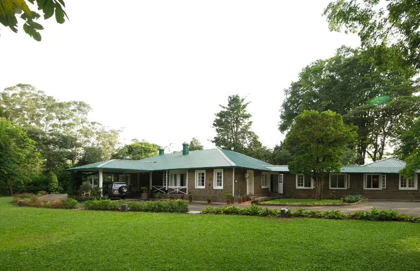 Monica Garden Bungalow - Image 1