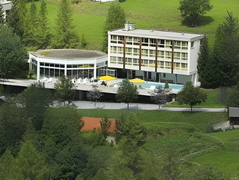 Hotel Regina Terme - Image 1