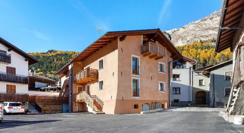Appartamento Via Livigno - Image 1