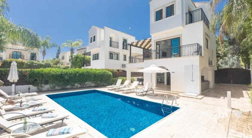 Mylos Villas - Image 1