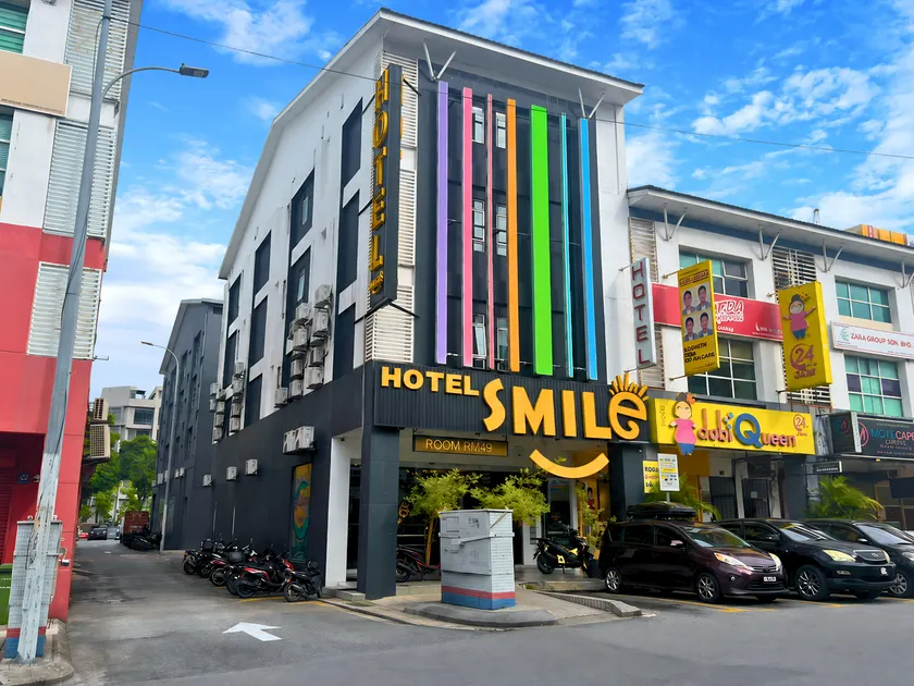 Smile Hotel Cheras Sri Permaisuri - Image 1