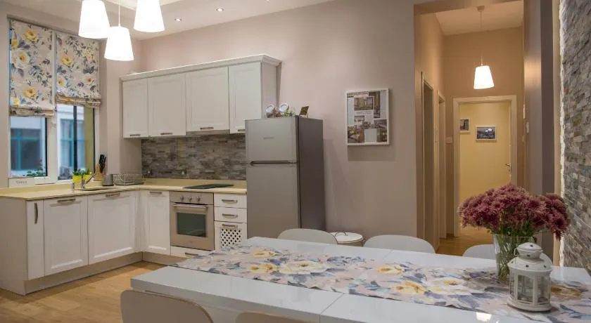 The North Tower Apartment - Image 1