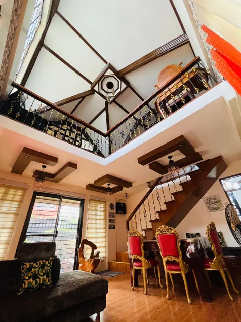 RESTHOUSE fully airconditioned w/ Private Parking - Image 1