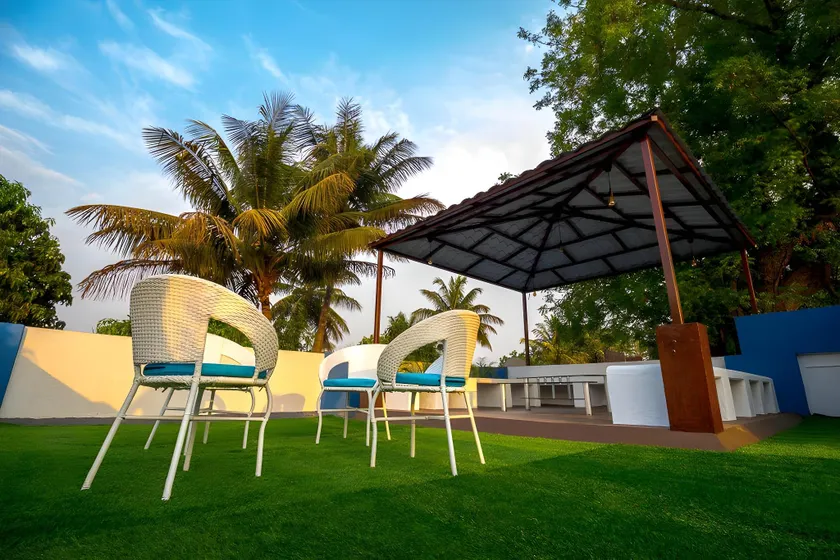 A plush and serene  3BHK pool villa in nashik. - Image 1