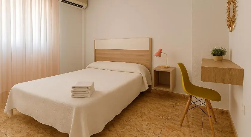 Rooms Avenida - Image 1