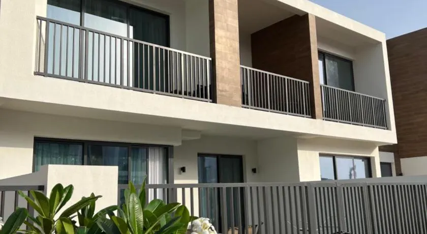 Family vacation villa with private pool and access to beach - Image 1
