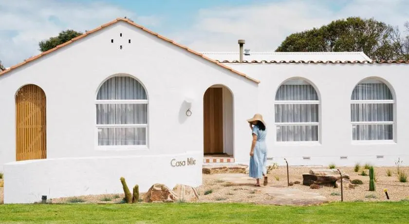 Casa Billie: Luxury stay 200m to pristine coastline - Image 1