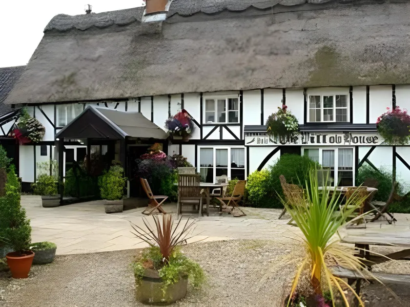 The Willow House - Image 1
