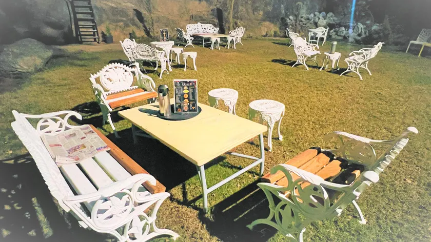 Hotel Kaka Inn - Image 1