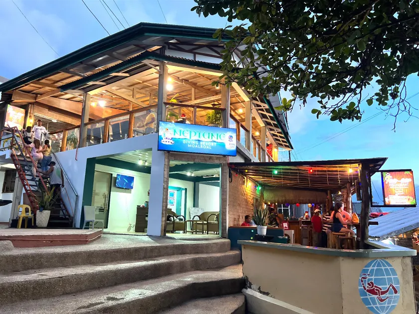 Neptune Diving Resort Moalboal - Image 1