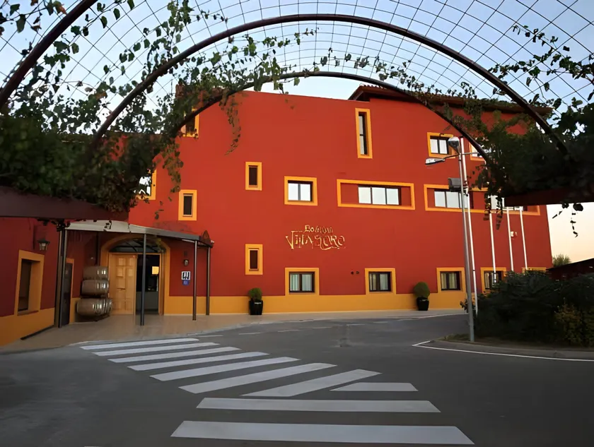 Hotel Château Viñasoro - Image 1