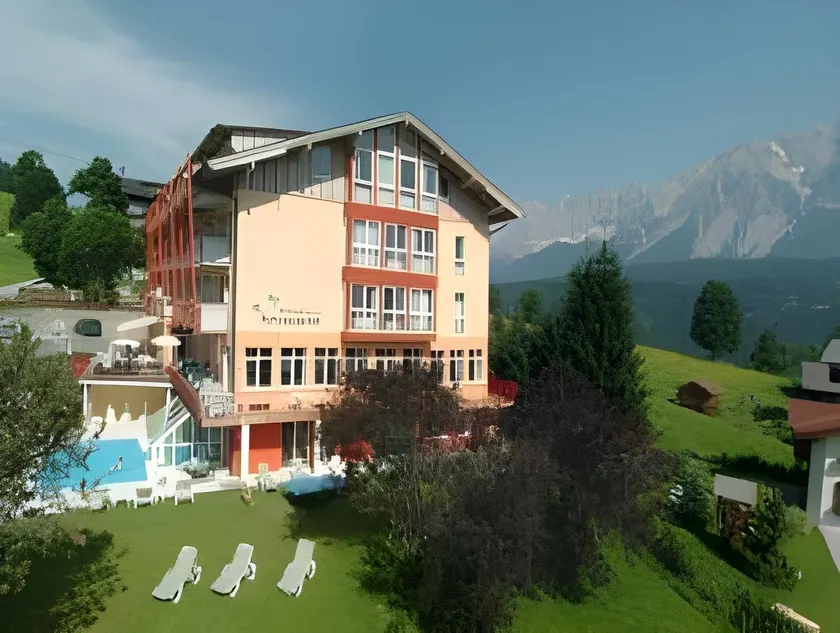 Apart & Suiten Hotel WEIDEN - Image 1